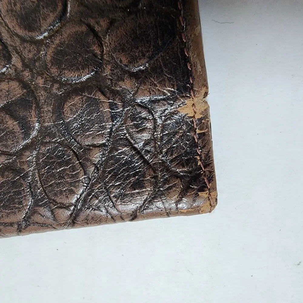 Brown Crocodile Grain Calf Passport Travel Wallet